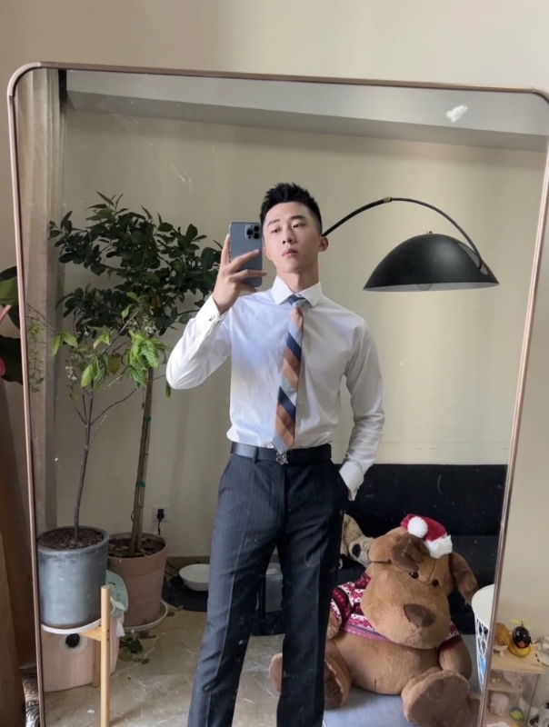 张浩的第一张照片--高雄残疾人相亲网